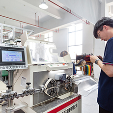 Mga cable na stripping